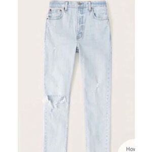 Abercrombie & Fitch the skinny high rise distressed knee jeans 27/4 short